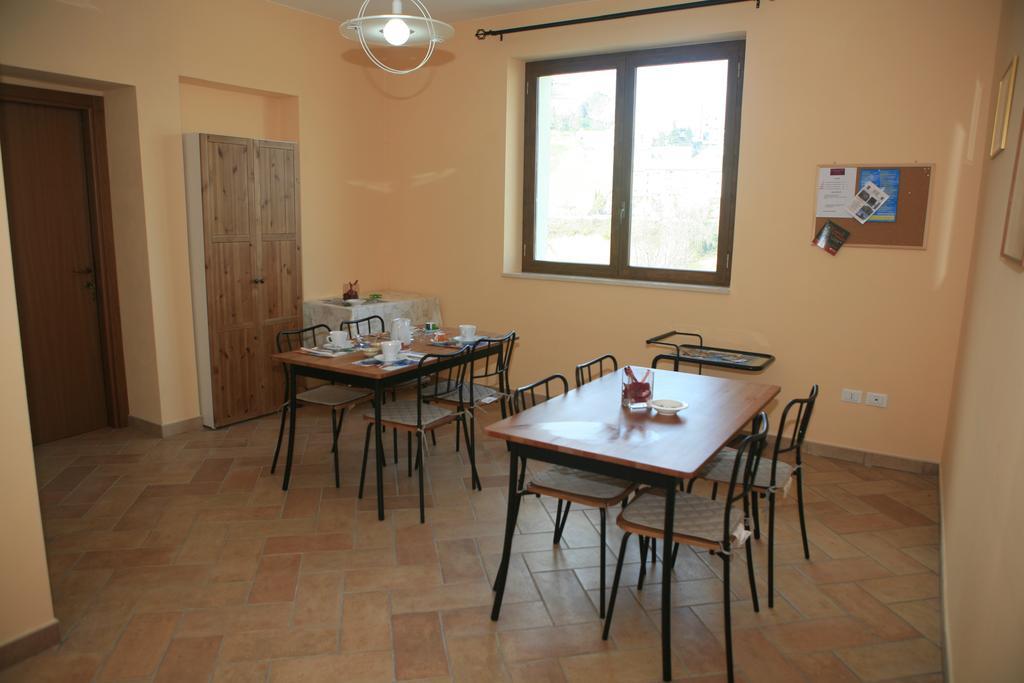 B&B La Collina Degli Ulivi Civitella Del Tronto Exterior photo